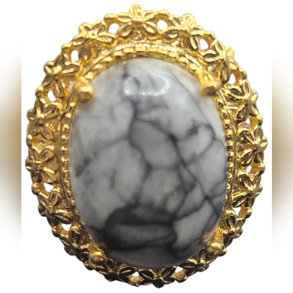 Austrian Pinolith Ring - Picture 2 of 3